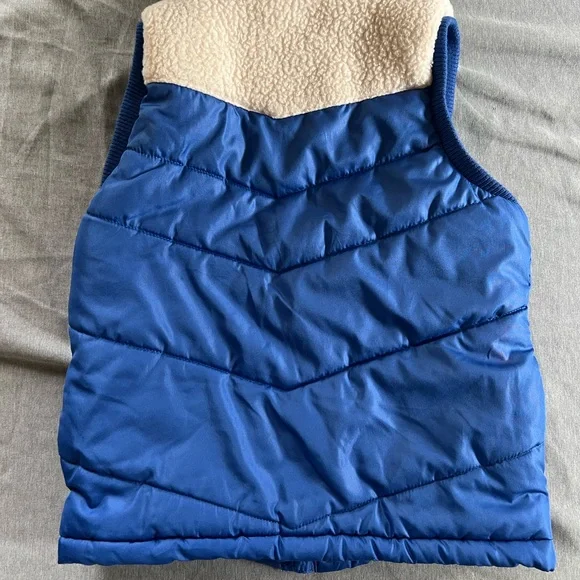 Kids Cat & Jack Retro Puffer Vest - Picture 2 of 6
